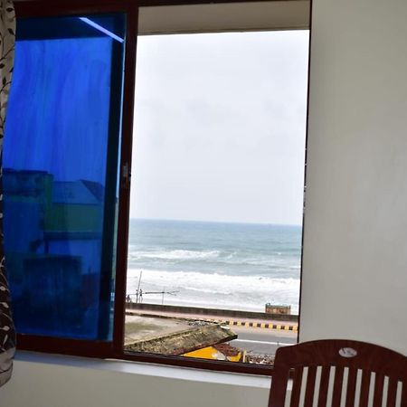 Hotel Lovely Inn ! Puri Purî Extérieur photo