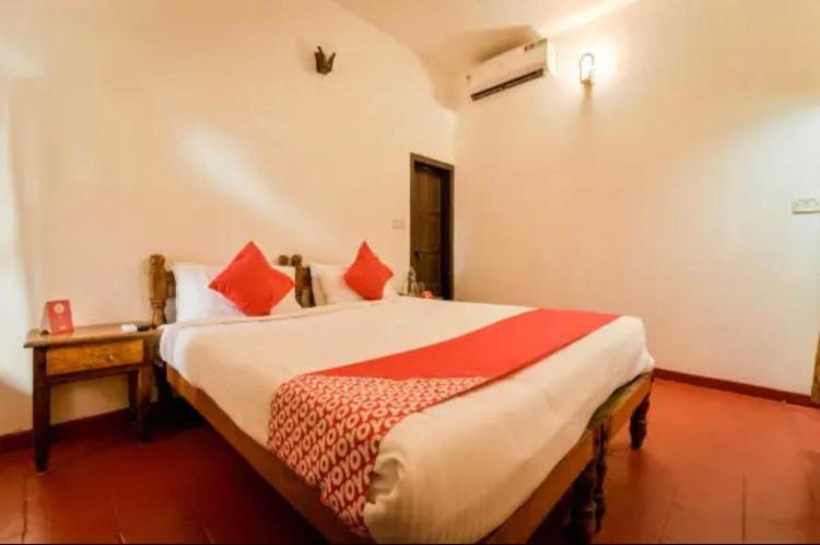 Hotel Lovely Inn ! Puri Purî Extérieur photo