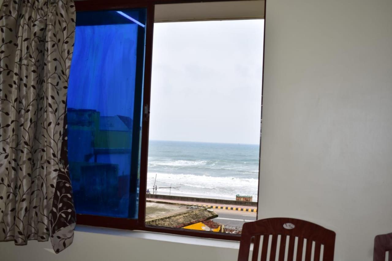 Hotel Lovely Inn ! Puri Purî Extérieur photo